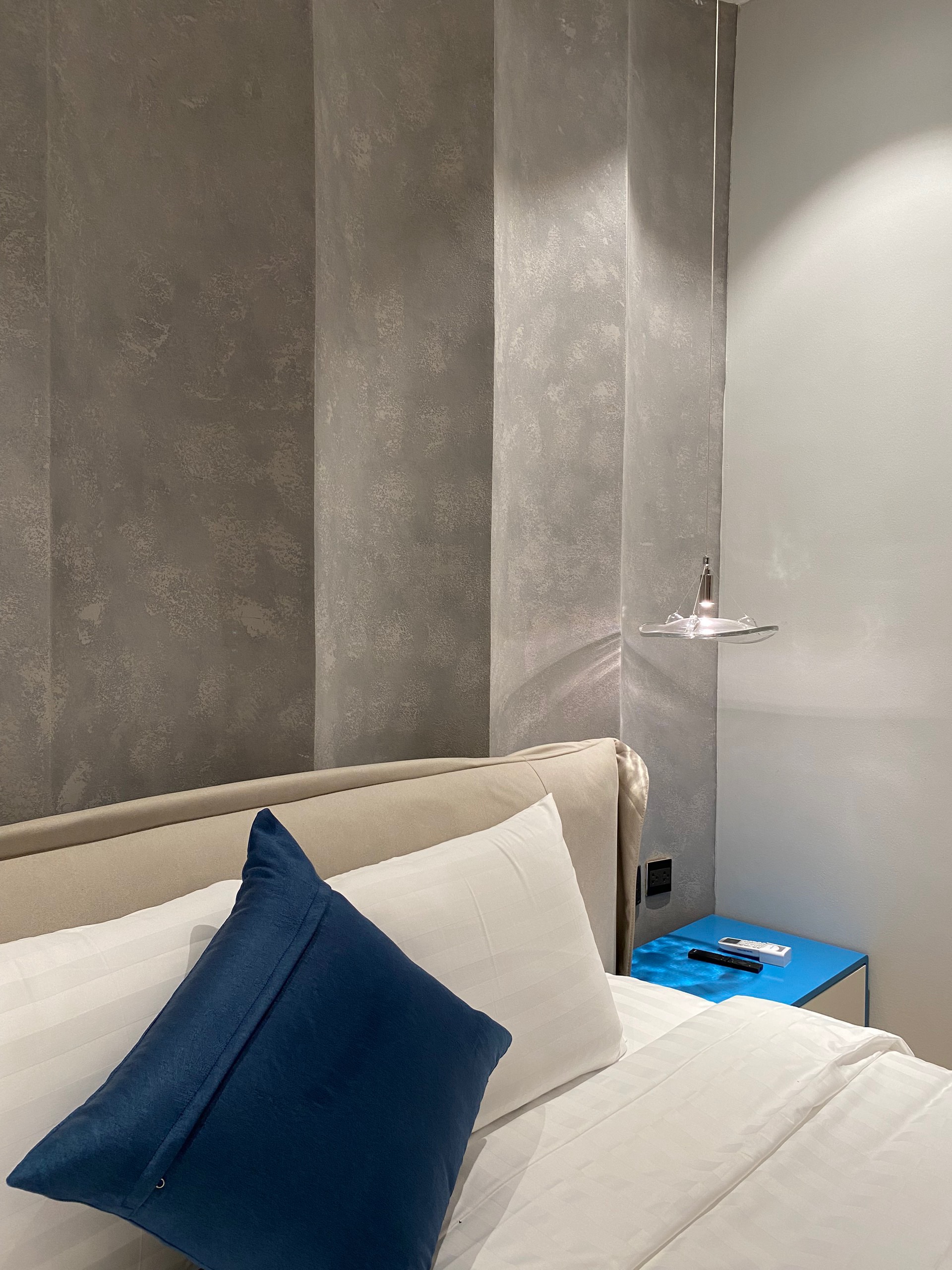 8271B6B6-AE27-4E73-B8F1-6043A17F1CA7