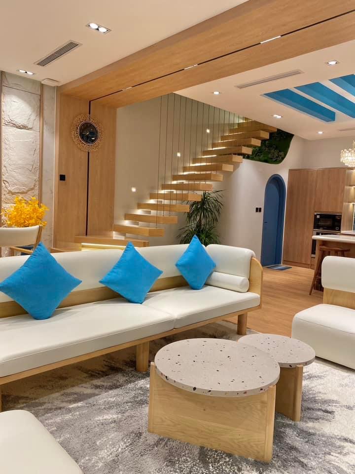 A456174E-FAE8-42AB-B069-5D079AC32EA7