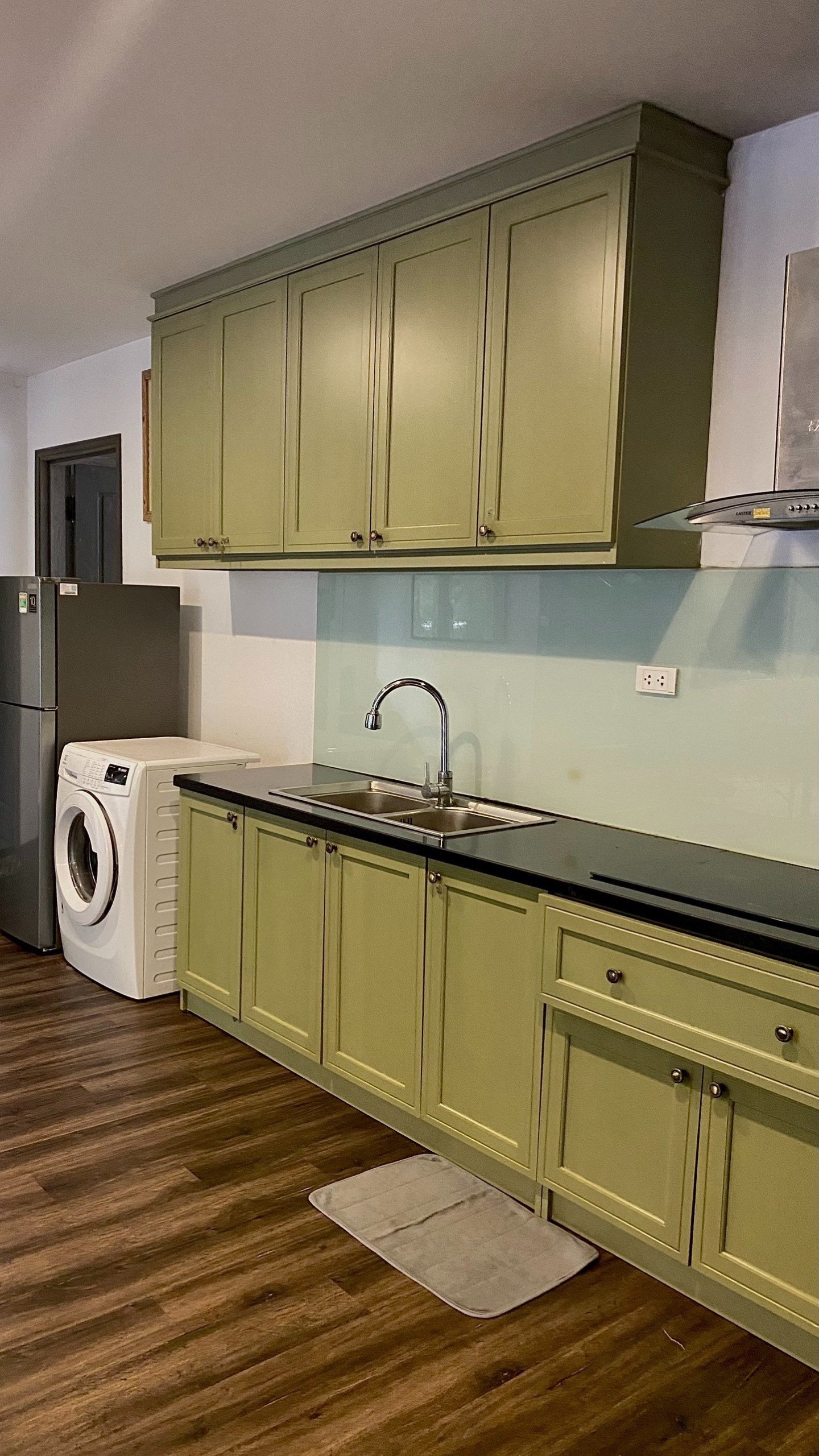 D1D08838-E706-4D8B-BBDC-6307CEDAF2E7