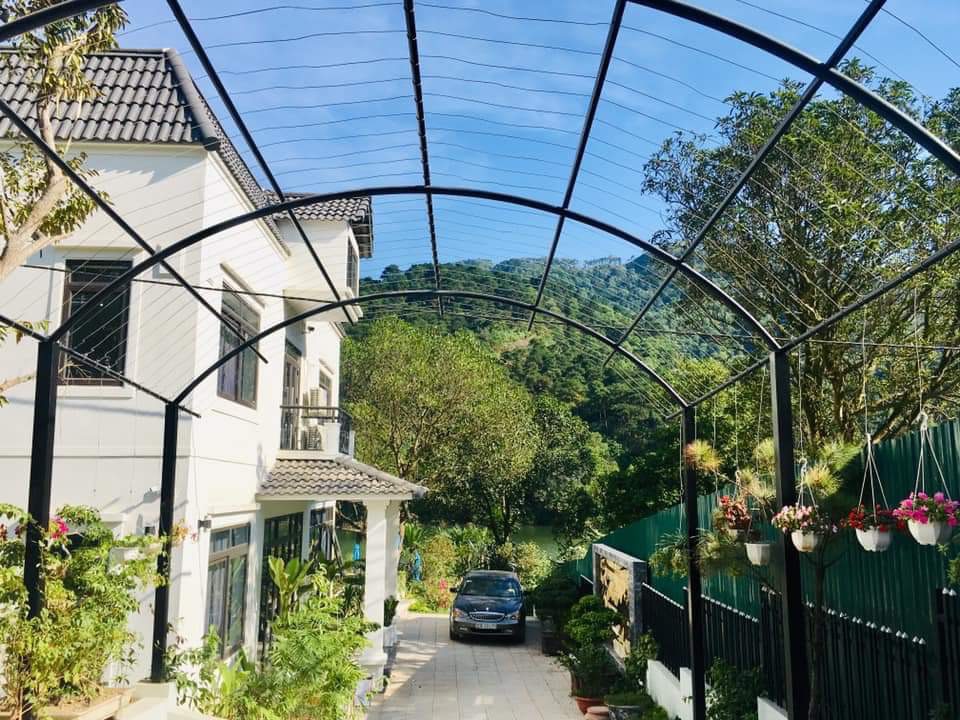 E049925F-BF30-412E-811C-FF8213CC32C7