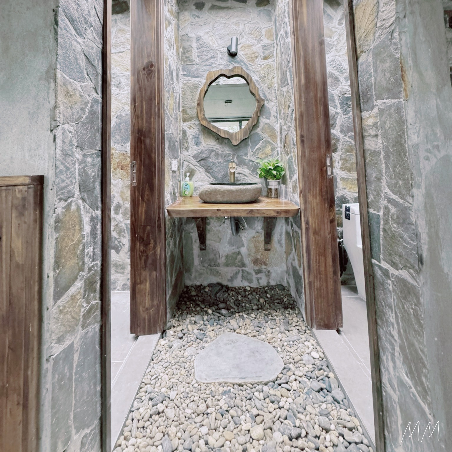 z5742081925918_4ca005366c0a5e6ce95ae0cc94998c19